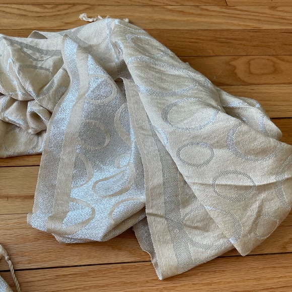 Gold and silver polka dot/ circle print scarf - Picture 3 of 5